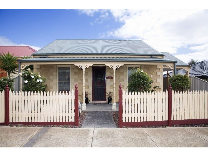 9 Parkstone View, Craigieburn VIC 3064