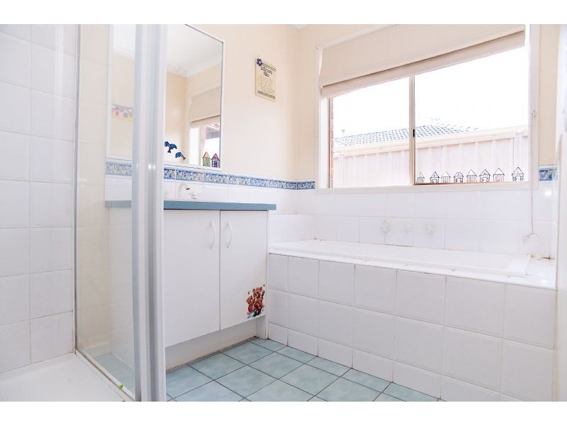 5 Heathwood Close, Craigieburn VIC 3064