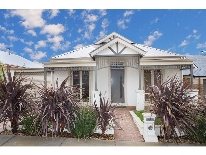9 Reay Drive, Craigieburn VIC 3064