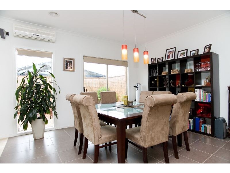 9 Reay Drive, Craigieburn VIC 3064