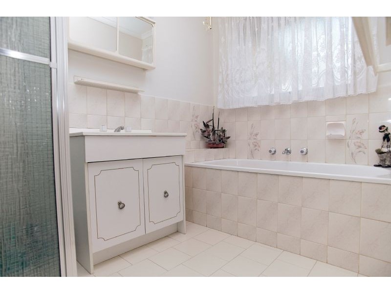 38 Cimberwood Drive, Craigieburn VIC 3064