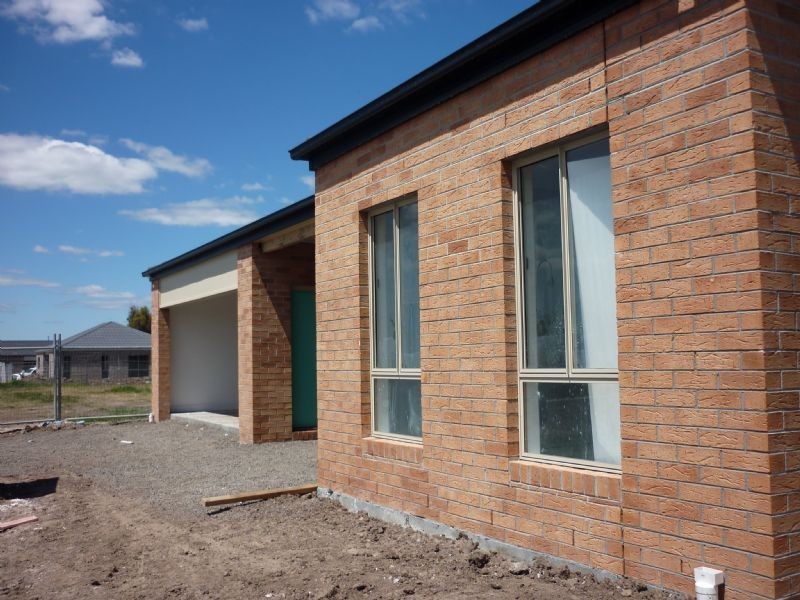 56 Mulberry Pass, Craigieburn VIC 3064