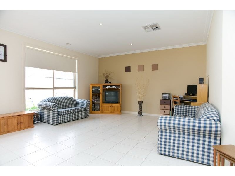 26 Parramatta Walk, Craigieburn VIC 3064