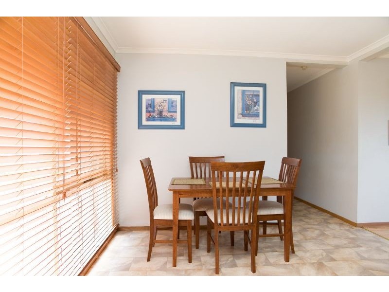 41 Dorchester Street, Craigieburn VIC 3064