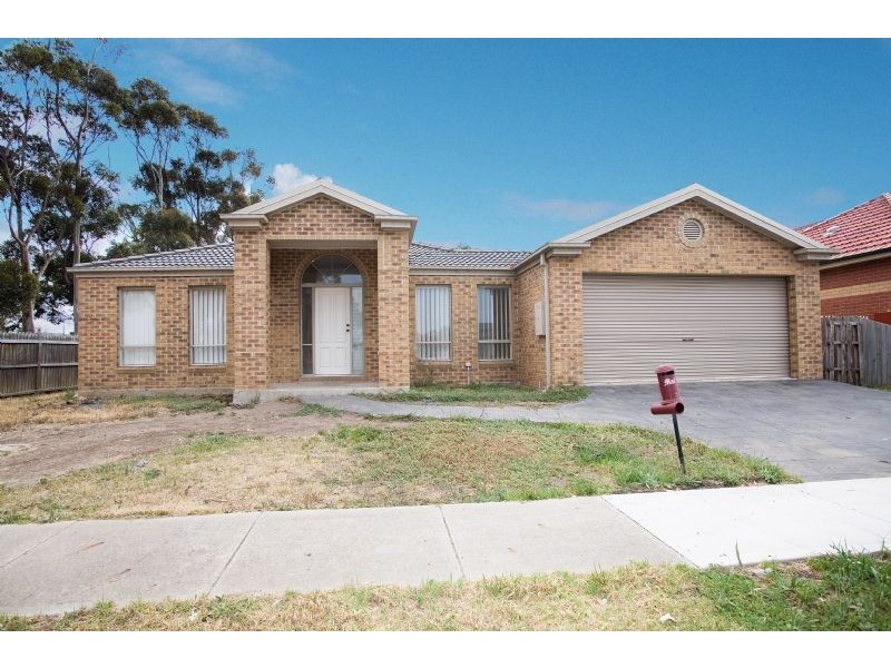 55 McIntyre Avenue, Roxburgh Park VIC 3064