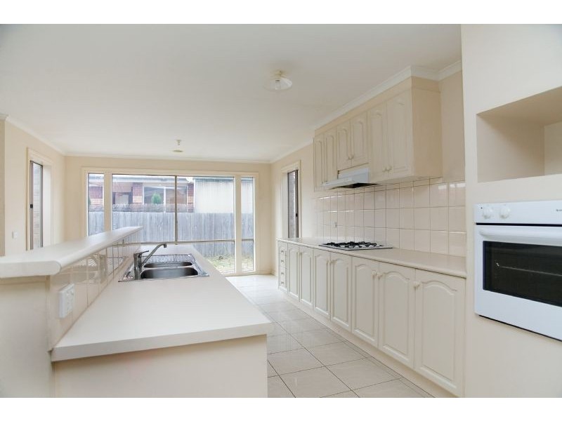 55 McIntyre Avenue, Roxburgh Park VIC 3064