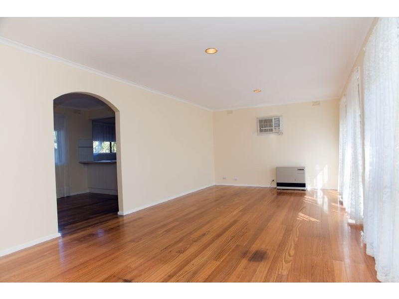38 Bank Street, Craigieburn VIC 3064