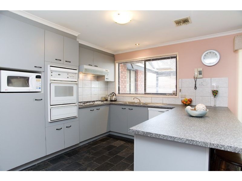 54  Northleigh Avenue, Craigieburn VIC 3064