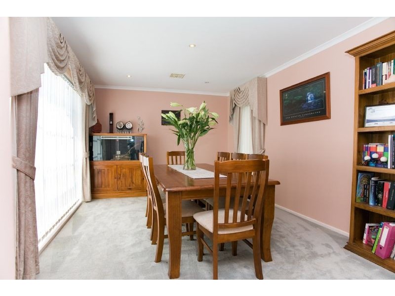 54  Northleigh Avenue, Craigieburn VIC 3064