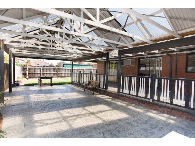 54  Northleigh Avenue, Craigieburn VIC 3064