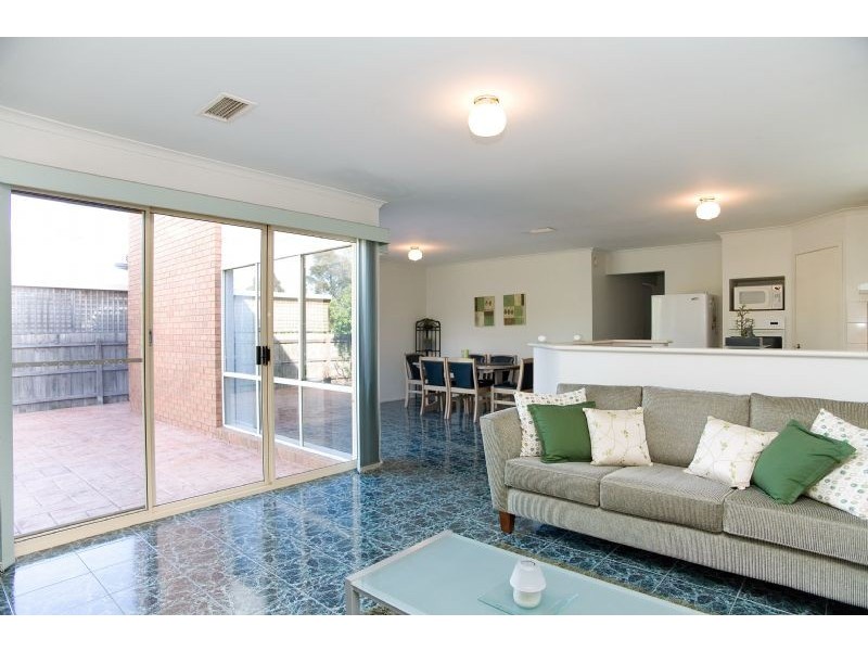 20 Johnson Court, Roxburgh Park VIC 3064