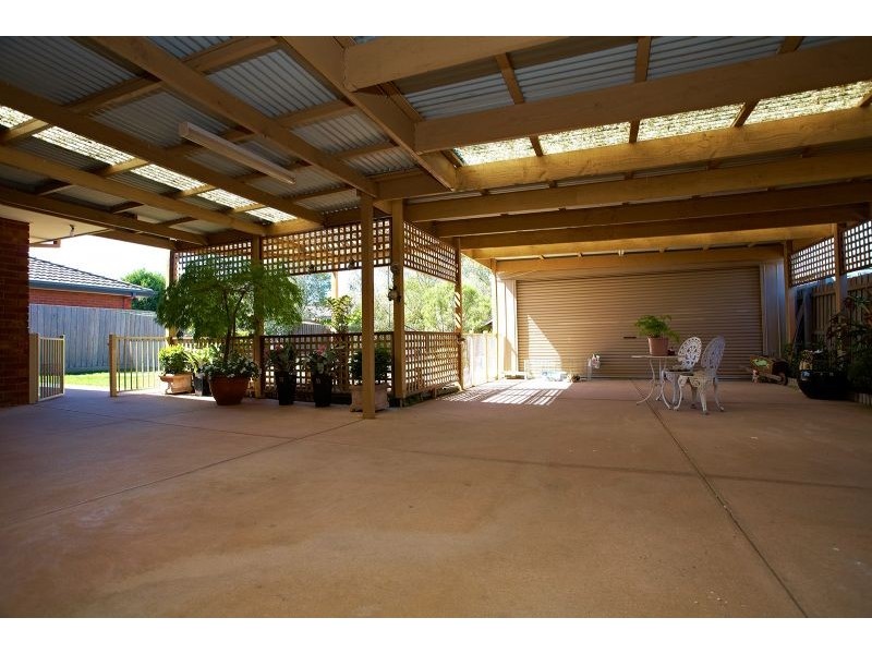22 Cowes Street, Craigieburn VIC 3064