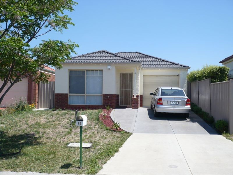 15 Mount Piper Rise, Craigieburn VIC 3064