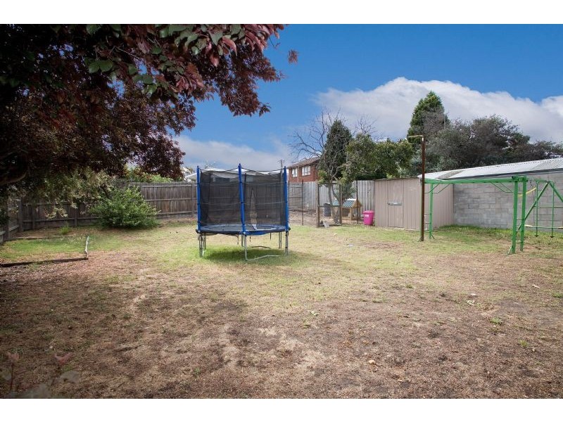 15 Hanson Road, Craigieburn VIC 3064