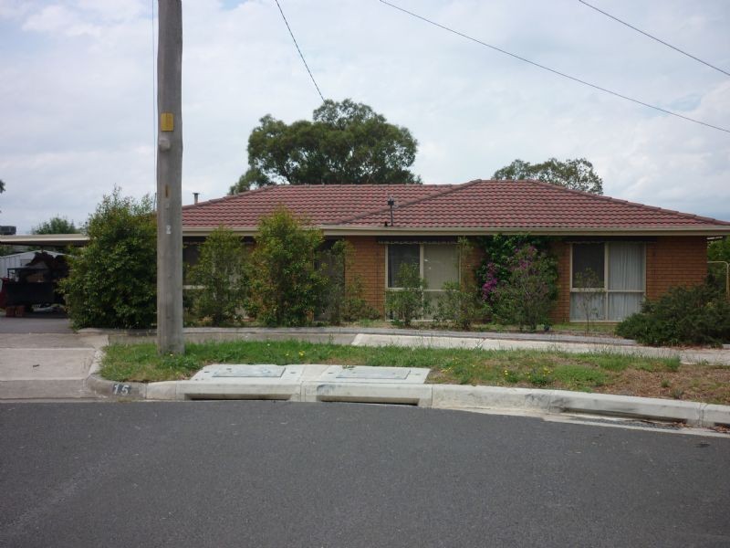15 Woodlands Court, Craigieburn VIC 3064