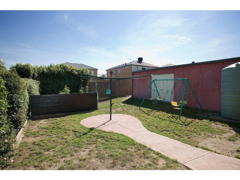 12 Skyline Rise, Craigieburn VIC 3064