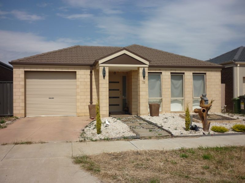 75 Mareeba Way, Craigieburn VIC 3064