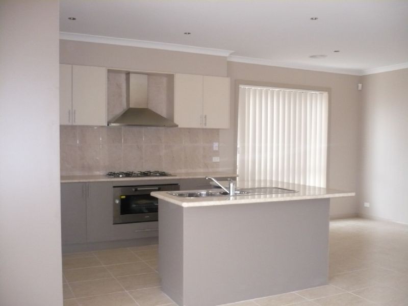 3 Perth Street, Craigieburn VIC 3064