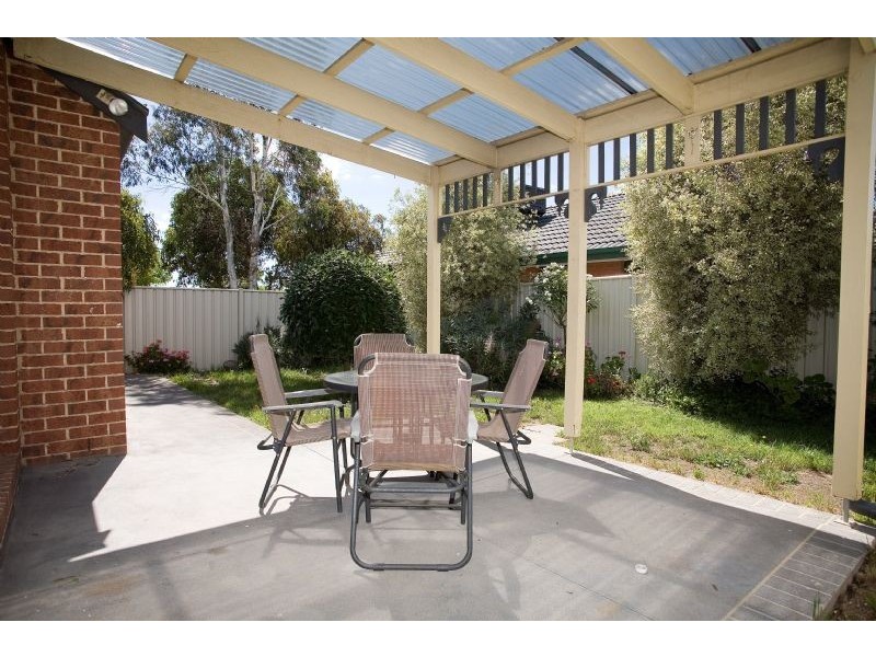 11 Maple Place, Craigieburn VIC 3064