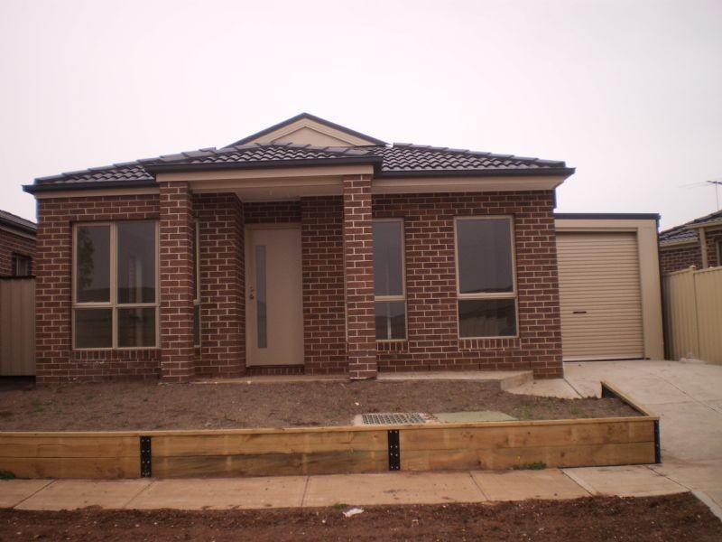 3/1 Sirius Way, Kurunjang VIC 3337