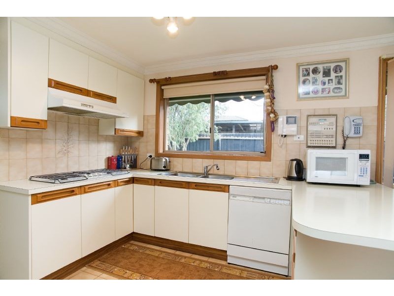 66 Gillingham Crescent, Craigieburn VIC 3064