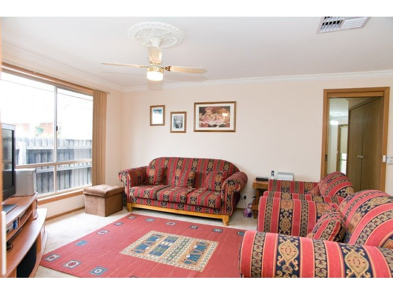66 Gillingham Crescent, Craigieburn VIC 3064