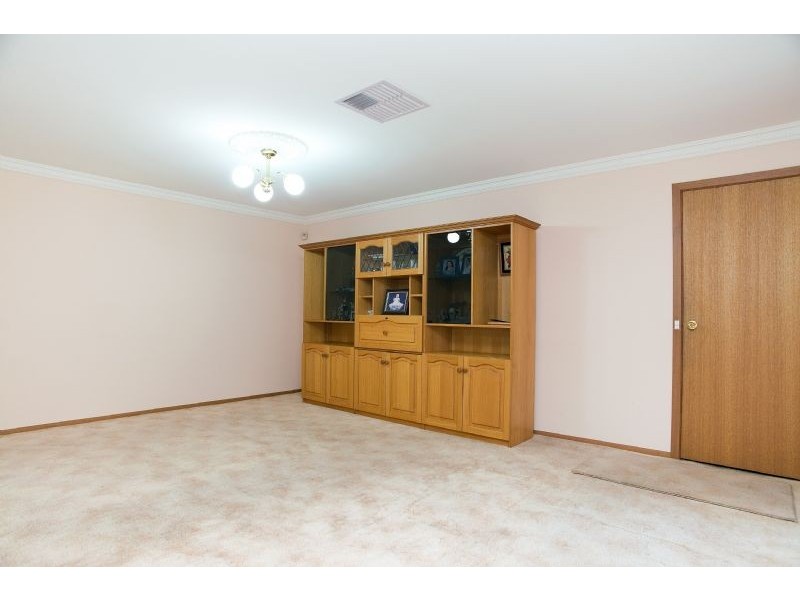 66 Gillingham Crescent, Craigieburn VIC 3064