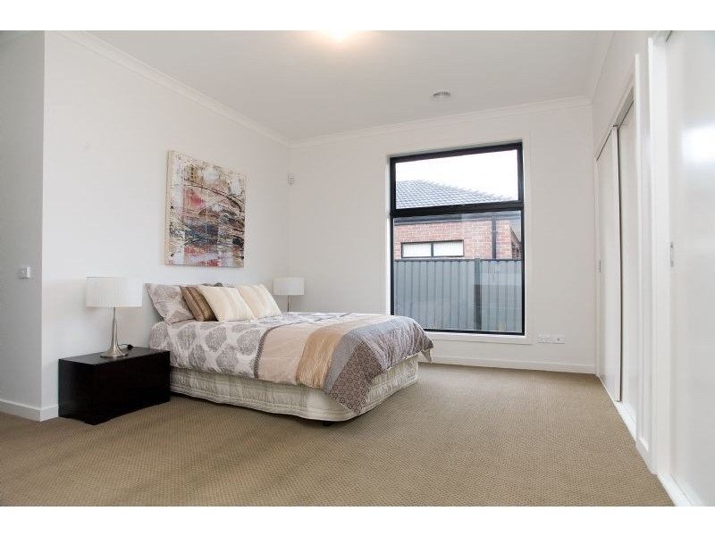 14 Kelway Street, Craigieburn VIC 3064
