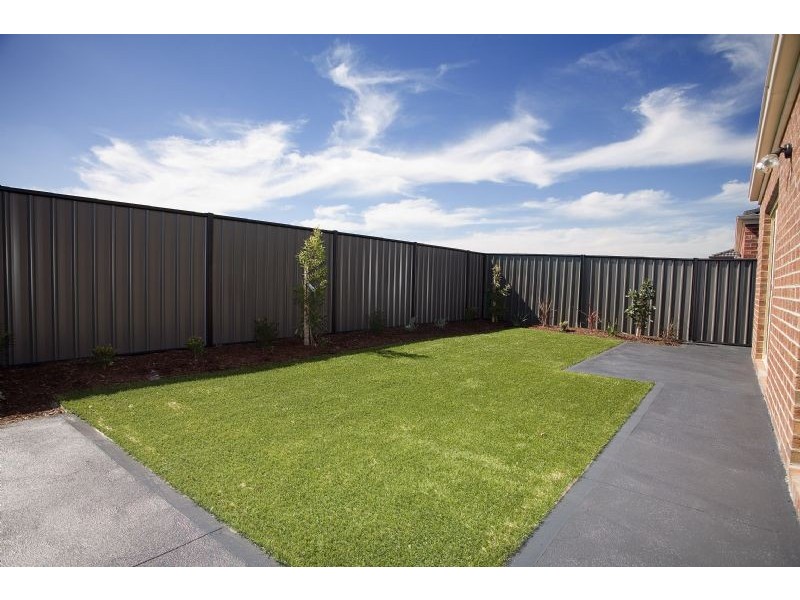 Lot 6904 Huntington Drive, Craigieburn VIC 3064