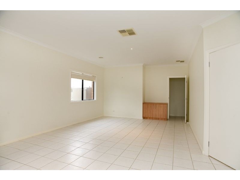 32 Scottsdale Court, Craigieburn VIC 3064