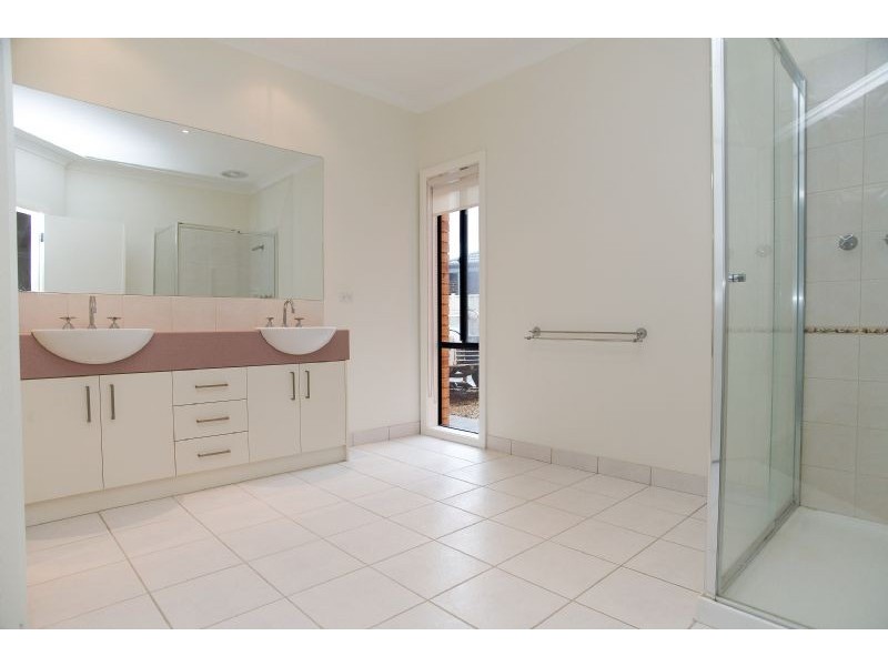 32 Scottsdale Court, Craigieburn VIC 3064