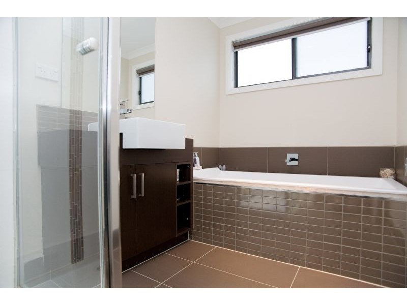 41 Cascade Terrace, Craigieburn VIC 3064