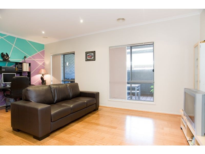 5 Eastwood Place, Craigieburn VIC 3064