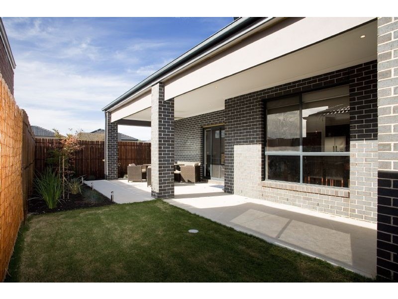 45 Cascade Terrace, Craigieburn VIC 3064