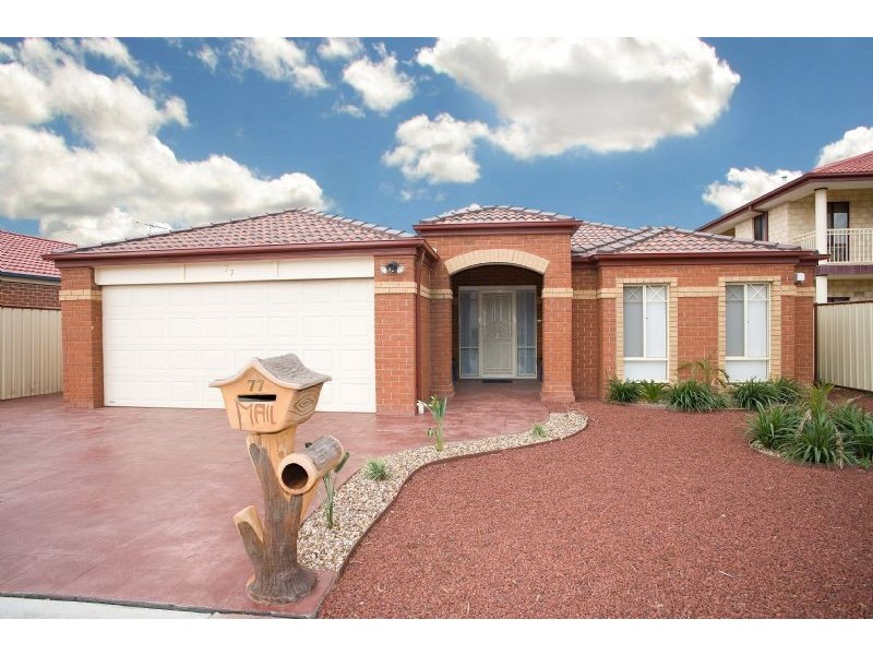 77 Axminster Drive, Craigieburn VIC 3064