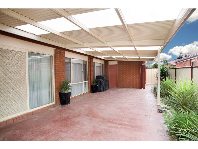 77 Axminster Drive, Craigieburn VIC 3064