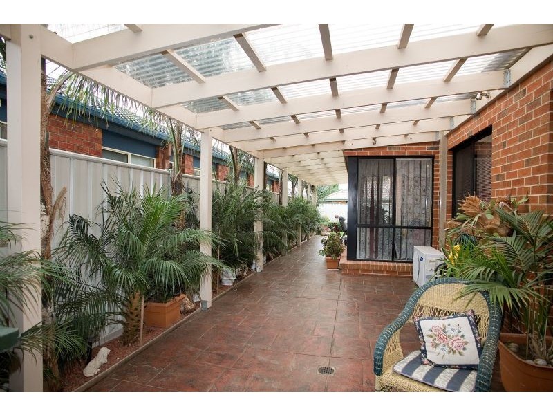 9 Shearwater Place, Craigieburn VIC 3064