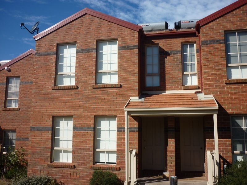 32/22 The Ridge, Roxburgh Park VIC 3064
