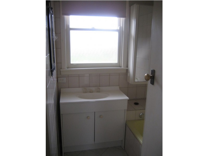 44 Glen Street, Glenroy VIC 3046