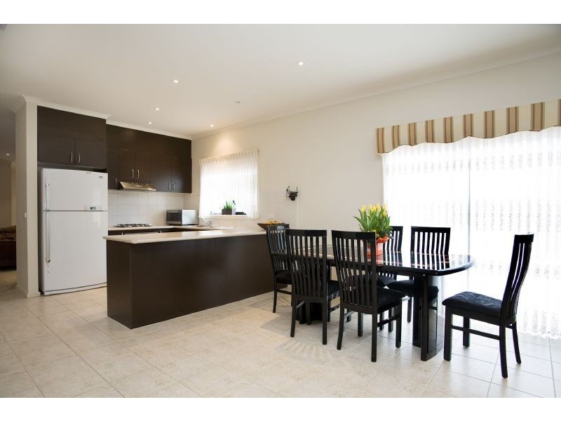 67 Bellfield Drive, Craigieburn VIC 3064