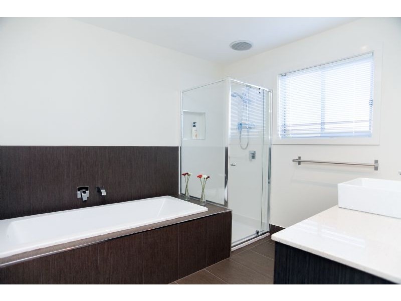53 Cascade Terrace, Craigieburn VIC 3064