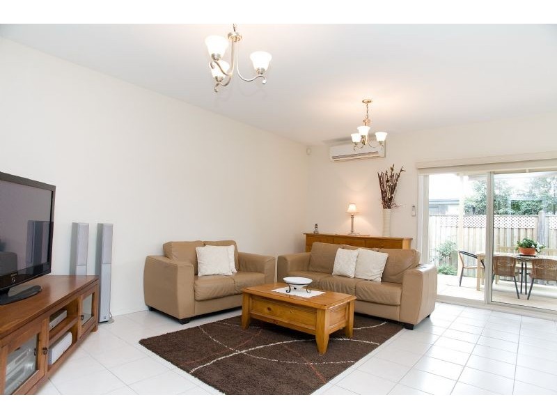 3 Grosvenor Square, Craigieburn VIC 3064