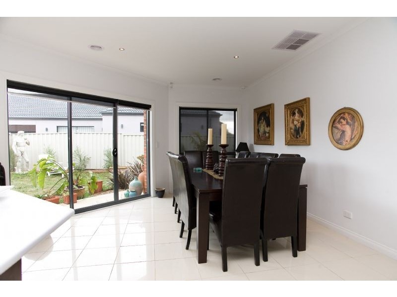 3 Scottsdale Court, Craigieburn VIC 3064