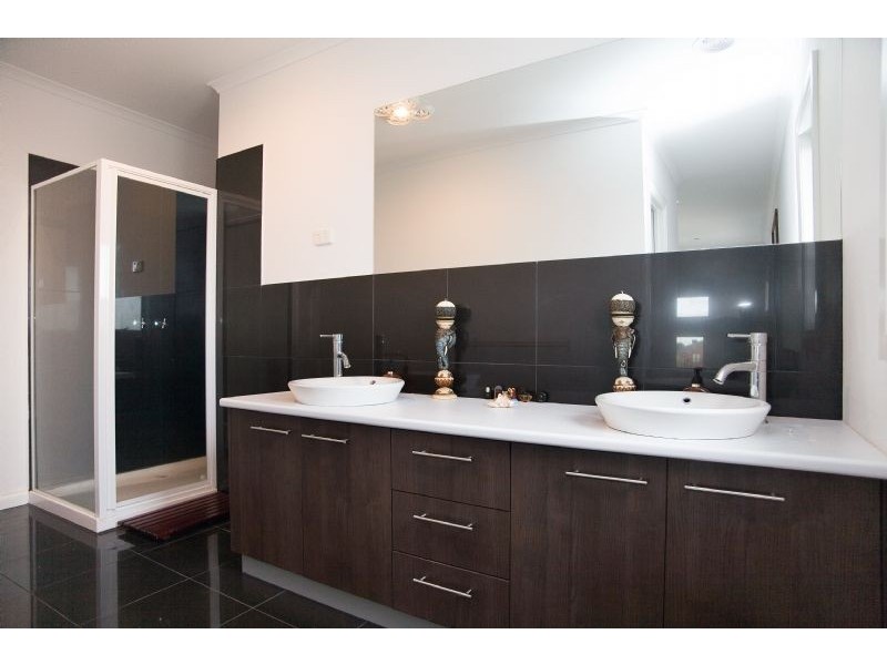 3 Scottsdale Court, Craigieburn VIC 3064
