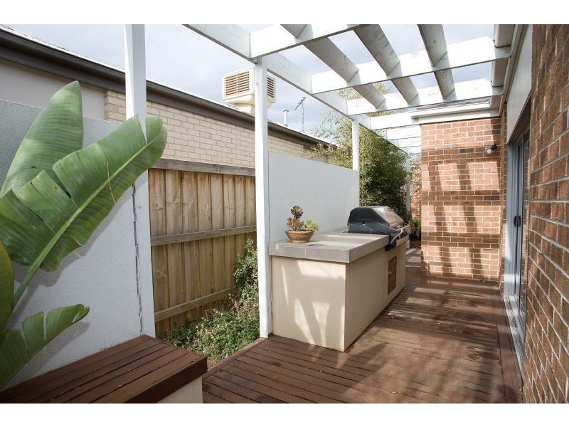 15 Grosvenor Square, Craigieburn VIC 3064