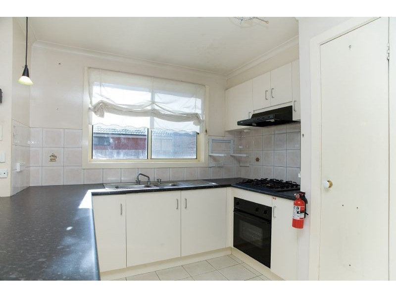 60 Yarcombe Crescent, Craigieburn VIC 3064