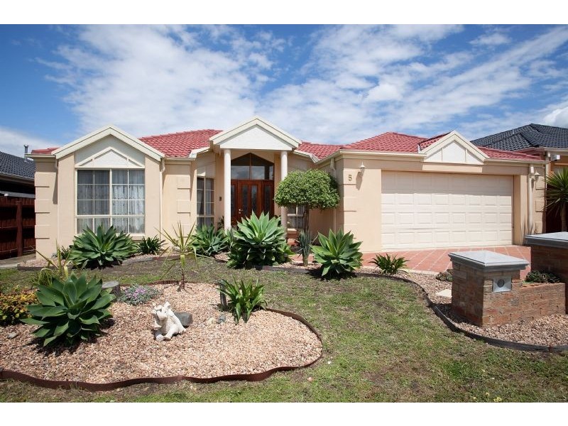5 Treetop Close, Roxburgh Park VIC 3064