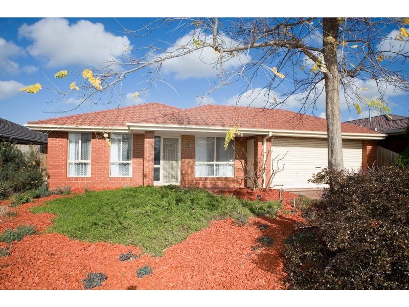 10 Serpens Court, Roxburgh Park VIC 3064