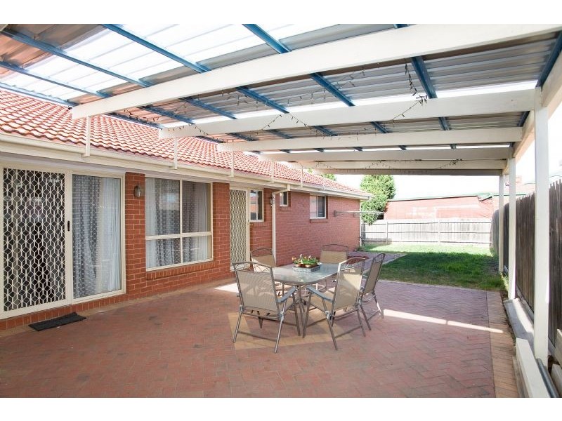 10 Serpens Court, Roxburgh Park VIC 3064