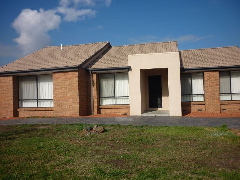 10 Smeaton Court, Craigieburn VIC 3064